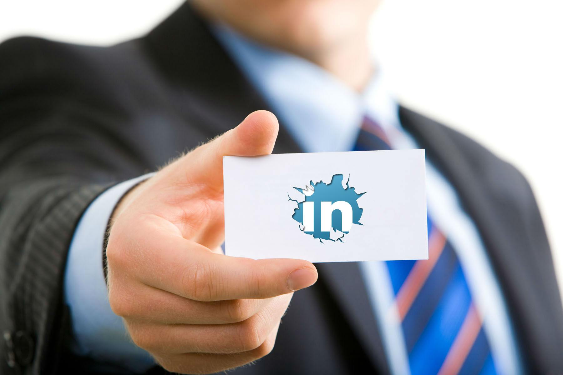 How to Find Relevant Content on Your LinkedIn Feed[2021 Update]